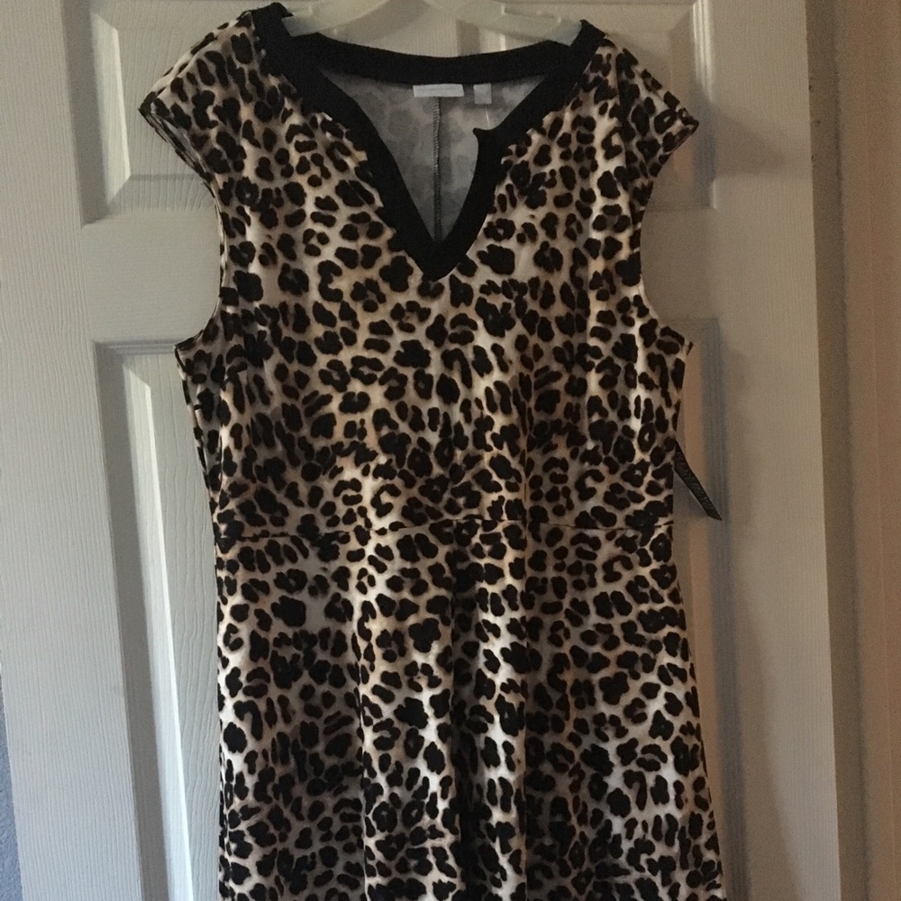 Sleeveless cheetah print dress